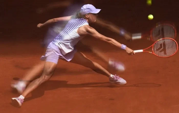 French Open 2026: Kostyuk v Swiatek, Jodar v Carreño Busta, and more on day eight – live