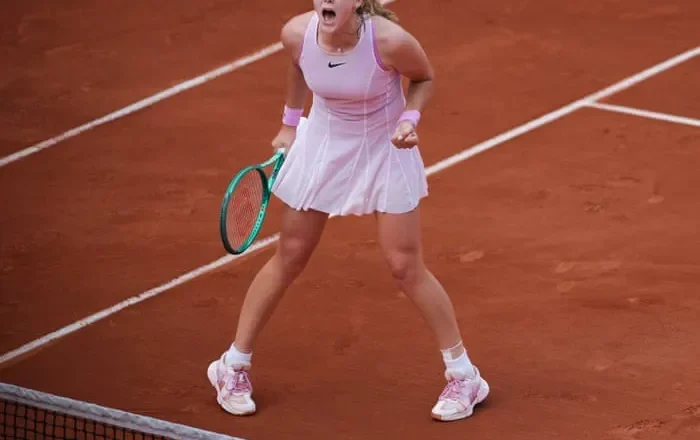 Ruthless Andreeva ends veteran Cirstea’s dreams in Paris thrashing