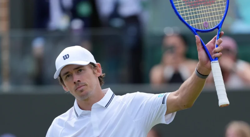 Alex de Minaur shakes off nerves to begin Wimbledon tilt with straight sets win